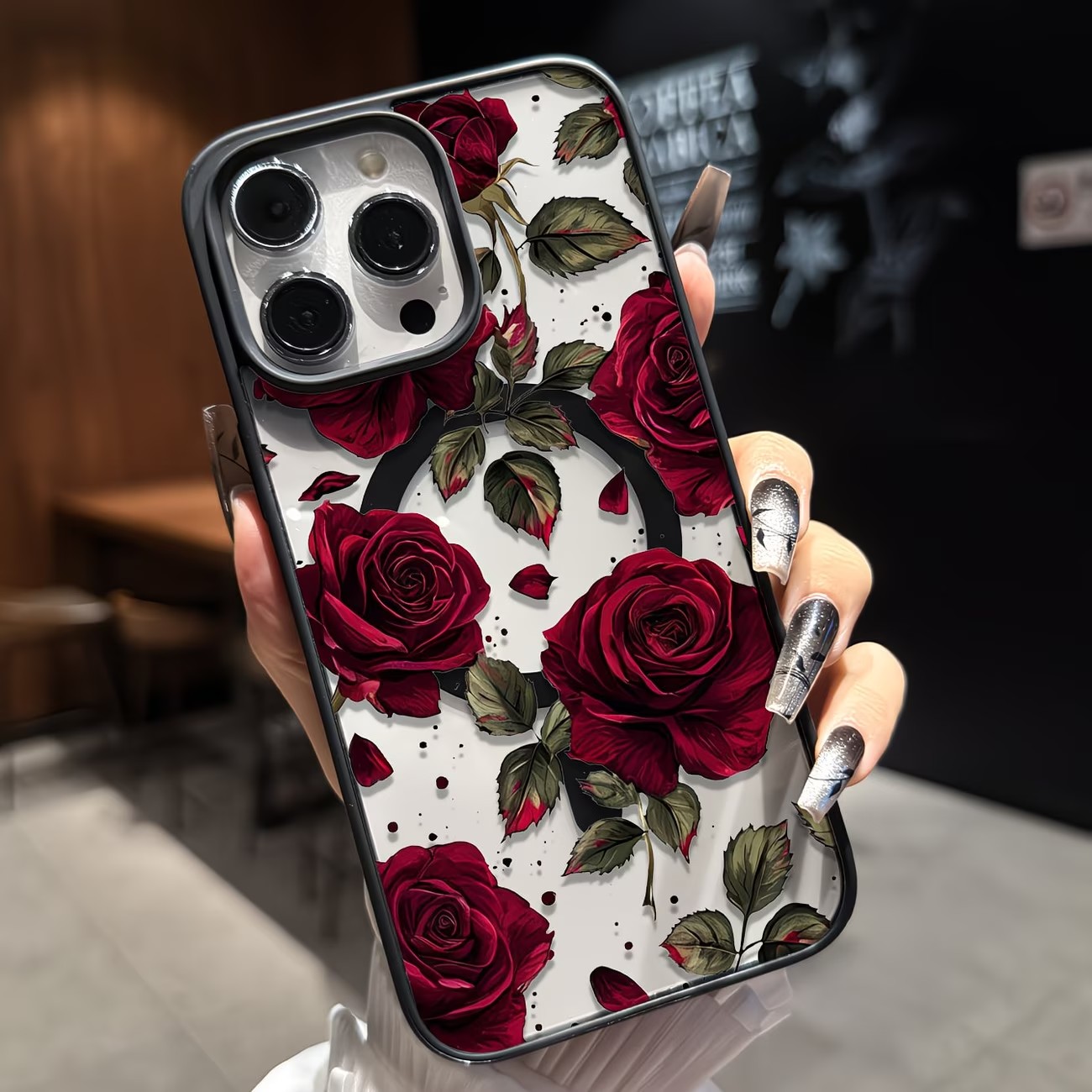 Phone Cases Red - Etui na telefon z motywem kwiatowym