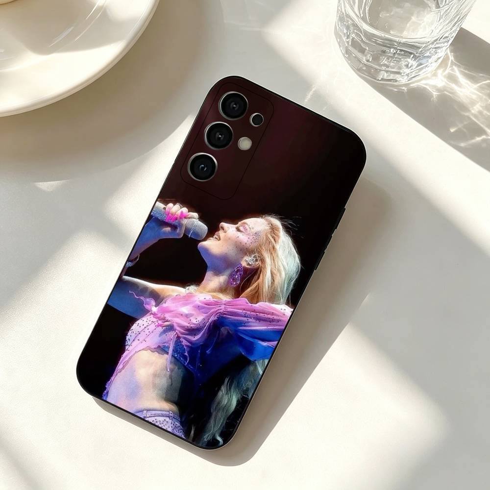 Etui na telefon z wizerunkiem  – Phone Cases Zara recenzja i cena
