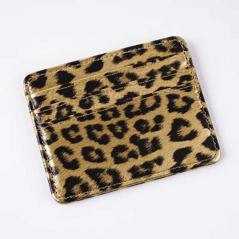 Portfel na karty z klasycznego – Slim Card Slot Case recenzja i cena