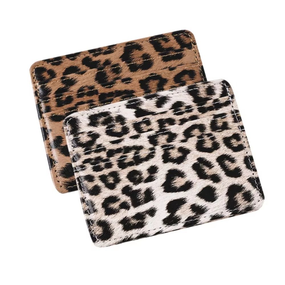 Klasyczny portfel na karty z P – Slim Card Slot Case recenzja i cena