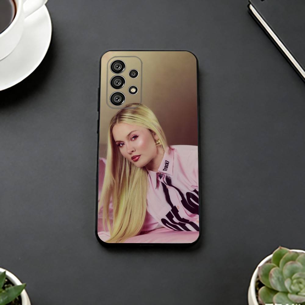 Etui na telefon Zara Larsson V – Phone Cases Zara recenzja i cena