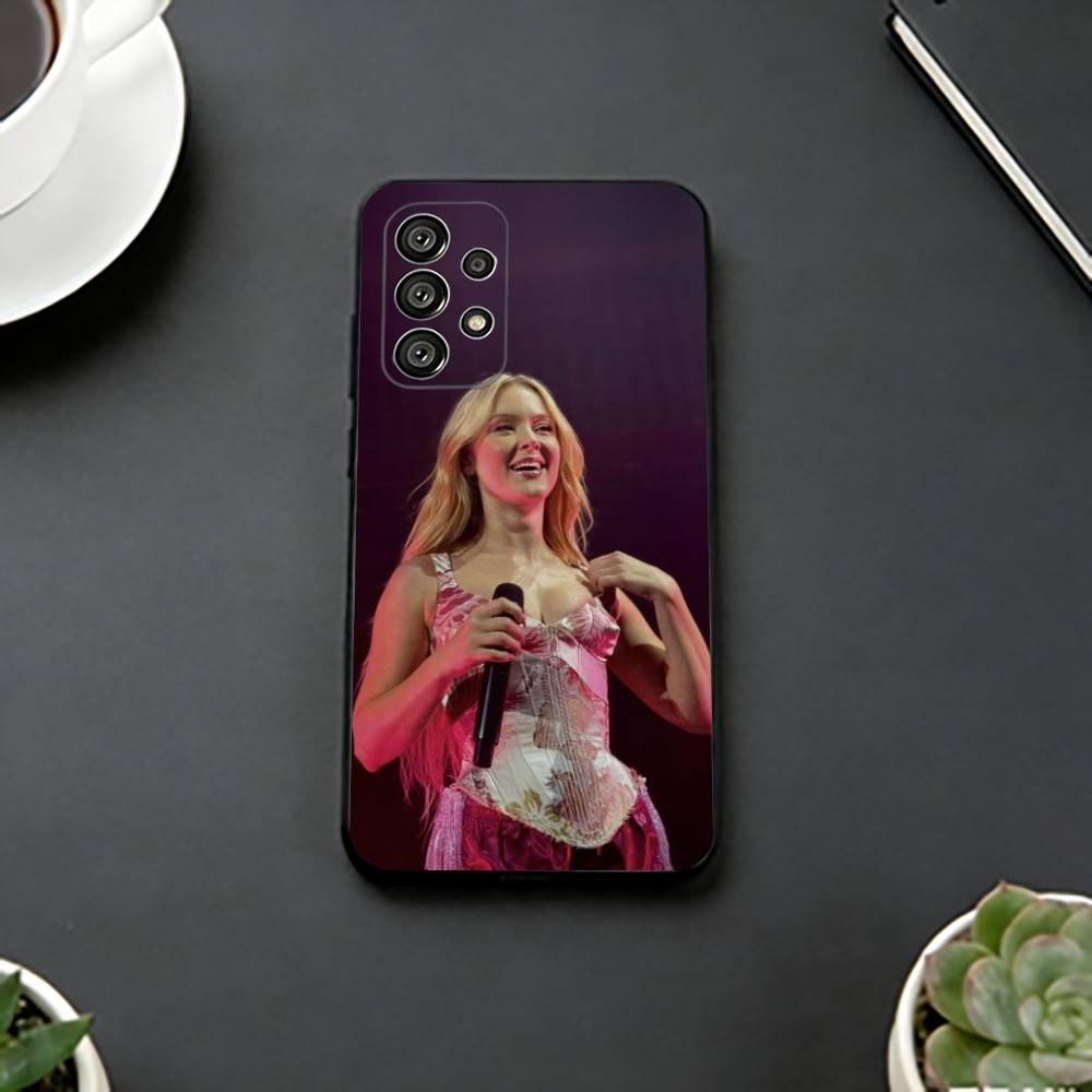 Etui na telefon Zara Larsson V – Phone Cases Zara recenzja i cena