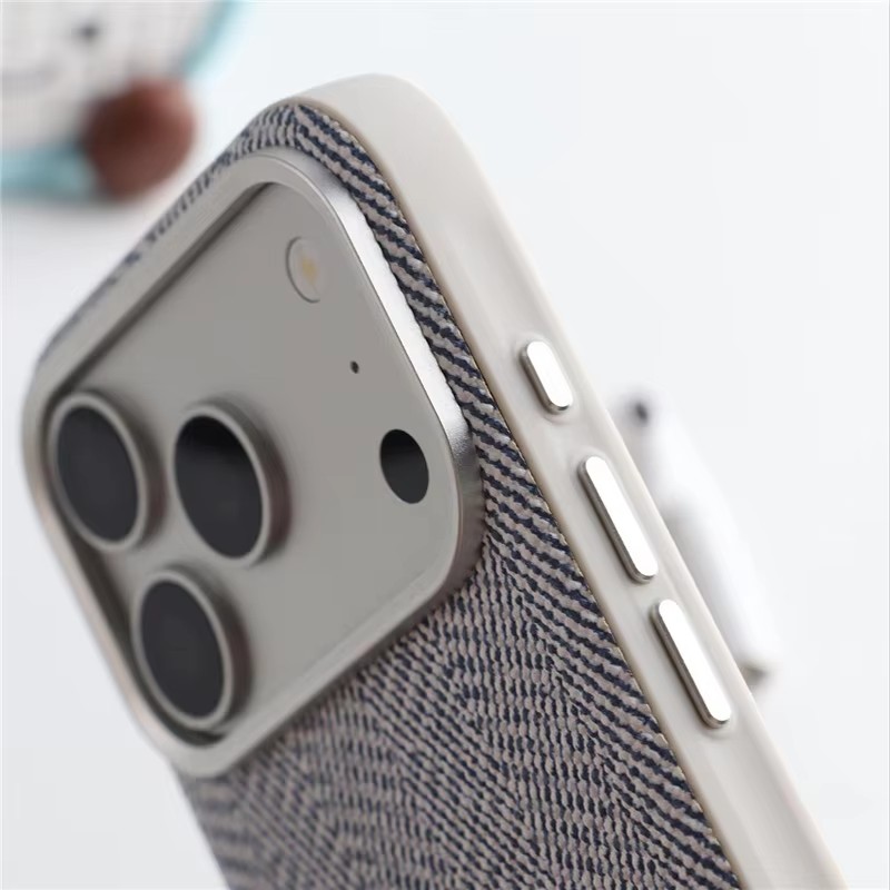 Luksusowe etui z tkaniny Tech  – Phone Cases Rugged recenzja i cena